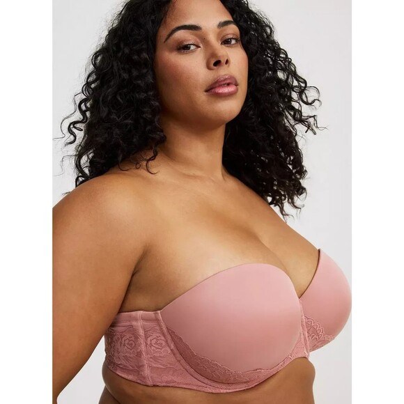 NEW TORRID Curve Push-Up Strapless Bra Size 46B Pink Lace Adjustable Underwire - Picture 1 of 6